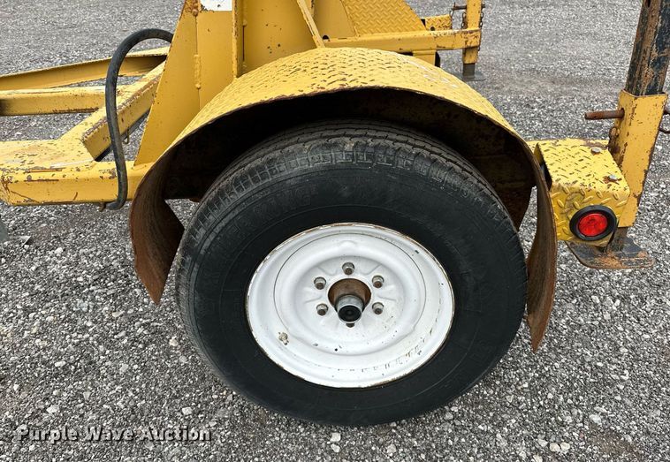 image for item NQ9413 1999 Butler HWS-3  reel trailer