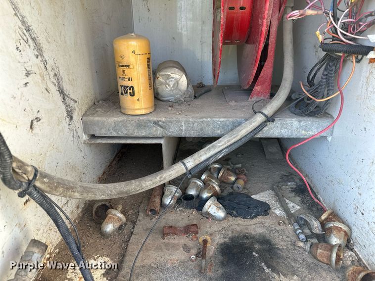 image for item NQ9417 2001 Sterling M7500  crane truck