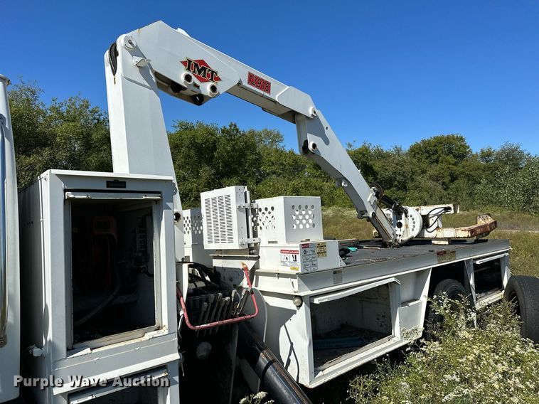 image for item NQ9417 2001 Sterling M7500  crane truck