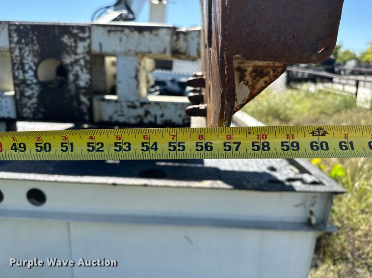 image for item NQ9417 2001 Sterling M7500  crane truck