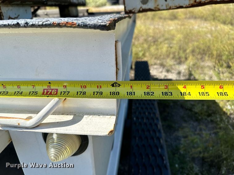 image for item NQ9417 2001 Sterling M7500  crane truck