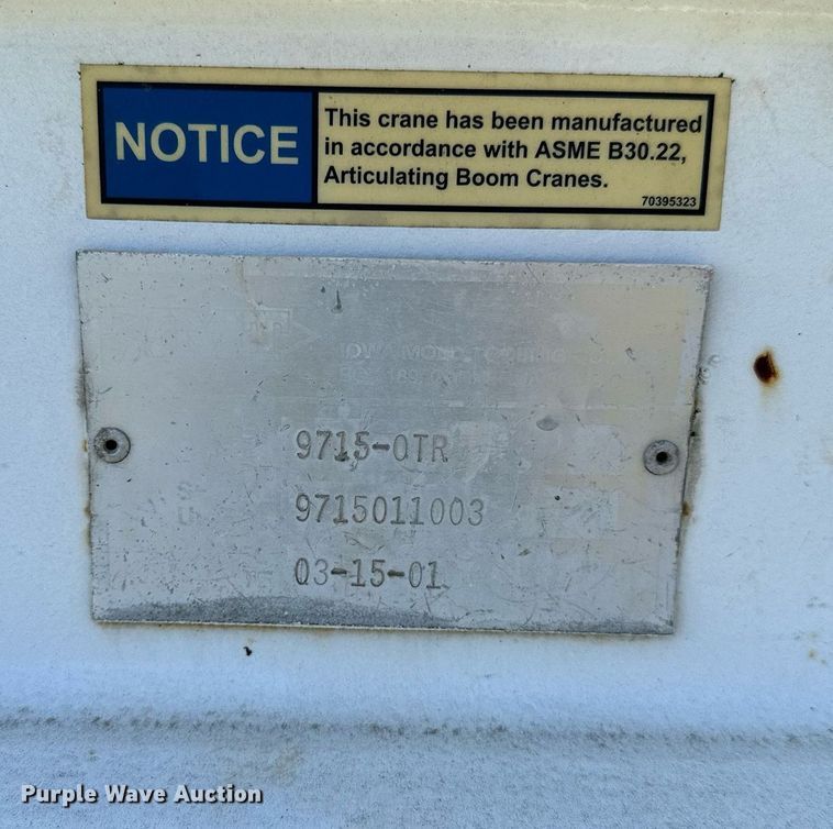 image for item NQ9417 2001 Sterling M7500  crane truck