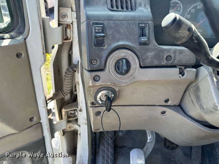 image for item NQ9417 2001 Sterling M7500  crane truck