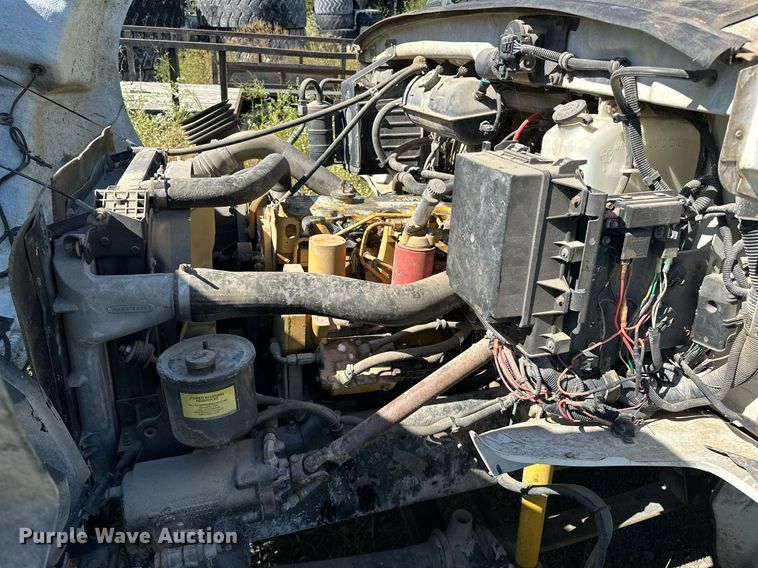 image for item NQ9417 2001 Sterling M7500  crane truck