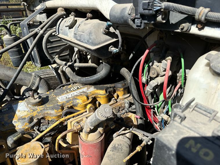 image for item NQ9417 2001 Sterling M7500  crane truck