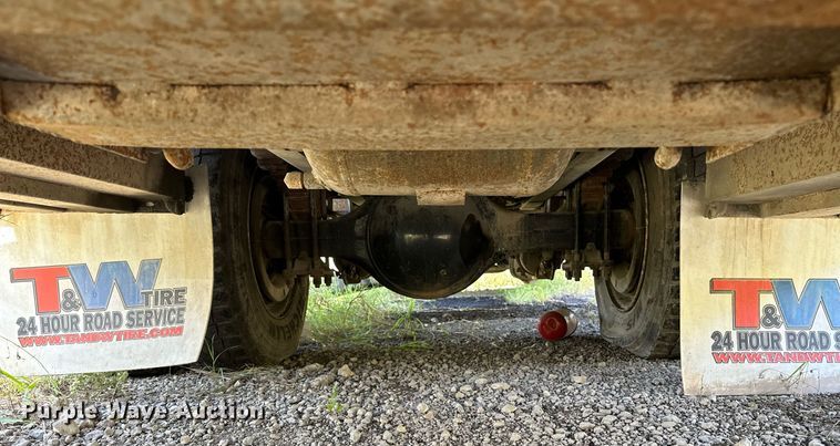 image for item NQ9417 2001 Sterling M7500  crane truck