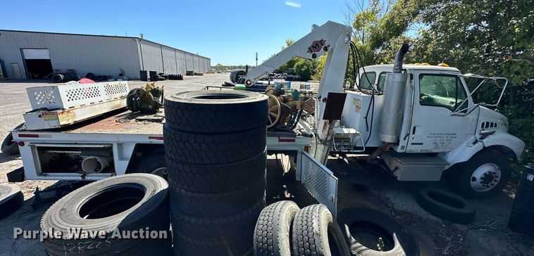 image for item NQ9418 2007 Sterling Acterra  crane truck