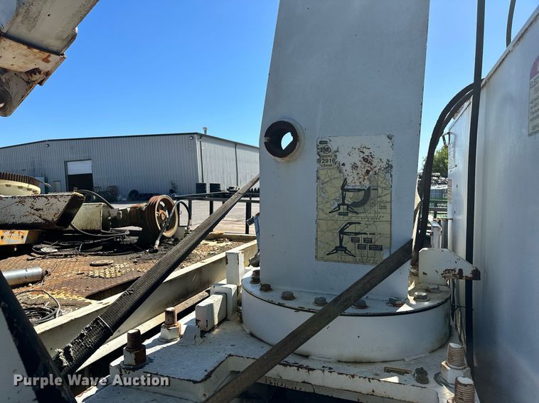 image for item NQ9418 2007 Sterling Acterra  crane truck