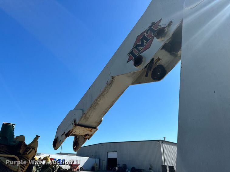 image for item NQ9418 2007 Sterling Acterra  crane truck