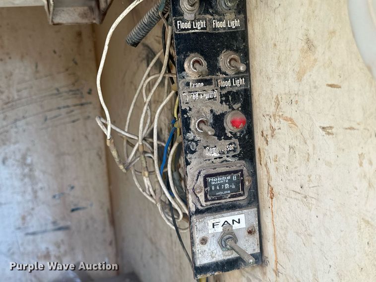 image for item NQ9418 2007 Sterling Acterra  crane truck