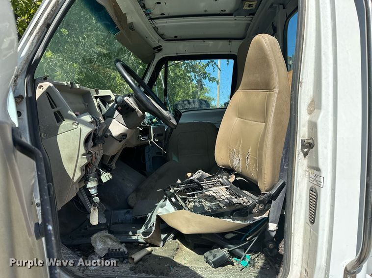 image for item NQ9418 2007 Sterling Acterra  crane truck