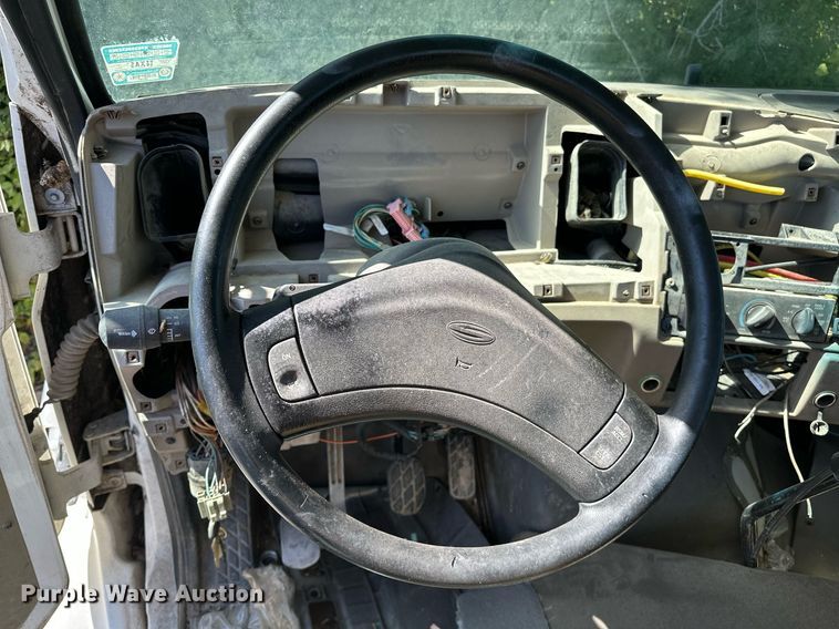 image for item NQ9418 2007 Sterling Acterra  crane truck