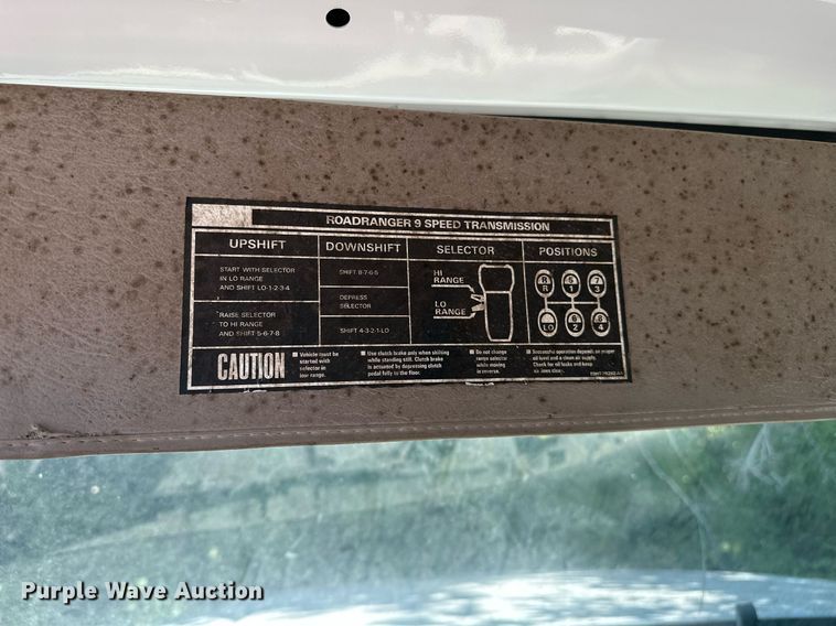 image for item NQ9418 2007 Sterling Acterra  crane truck