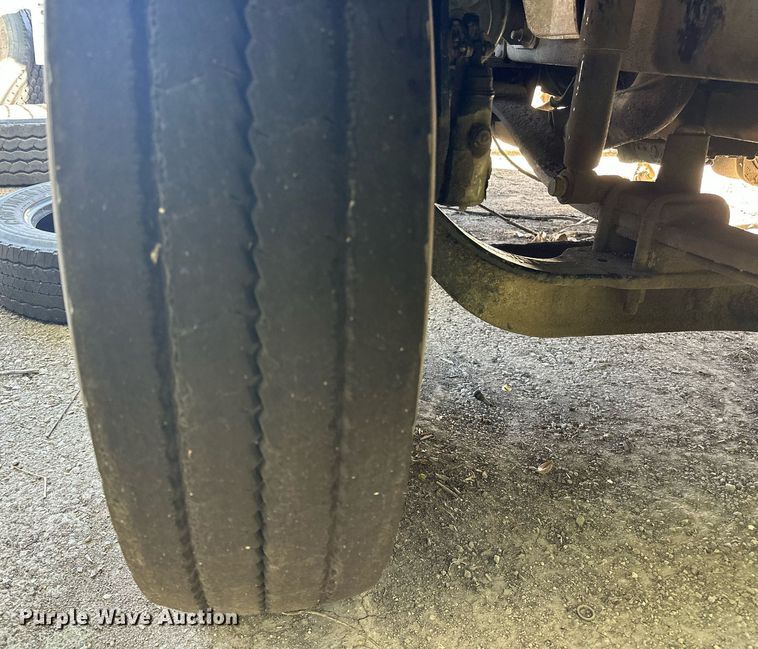 image for item NQ9418 2007 Sterling Acterra  crane truck