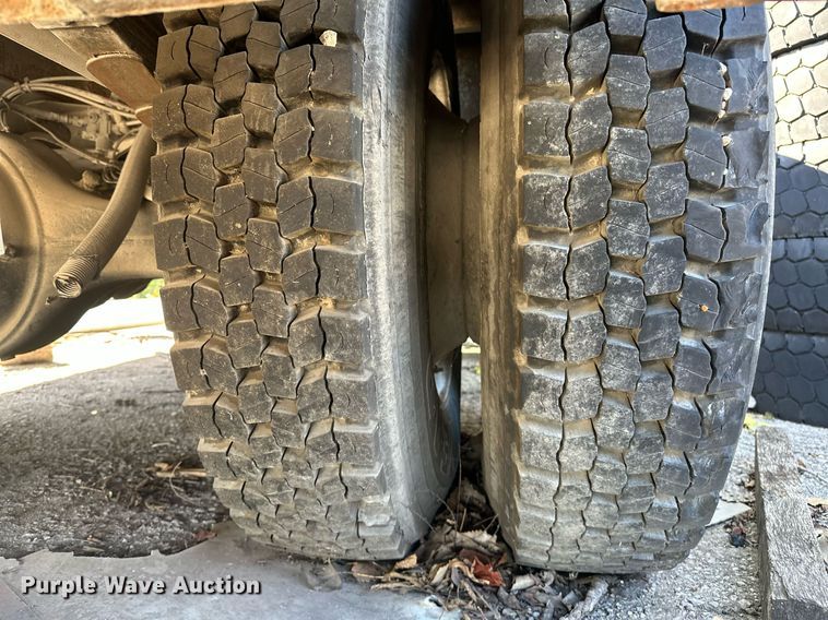 image for item NQ9418 2007 Sterling Acterra  crane truck