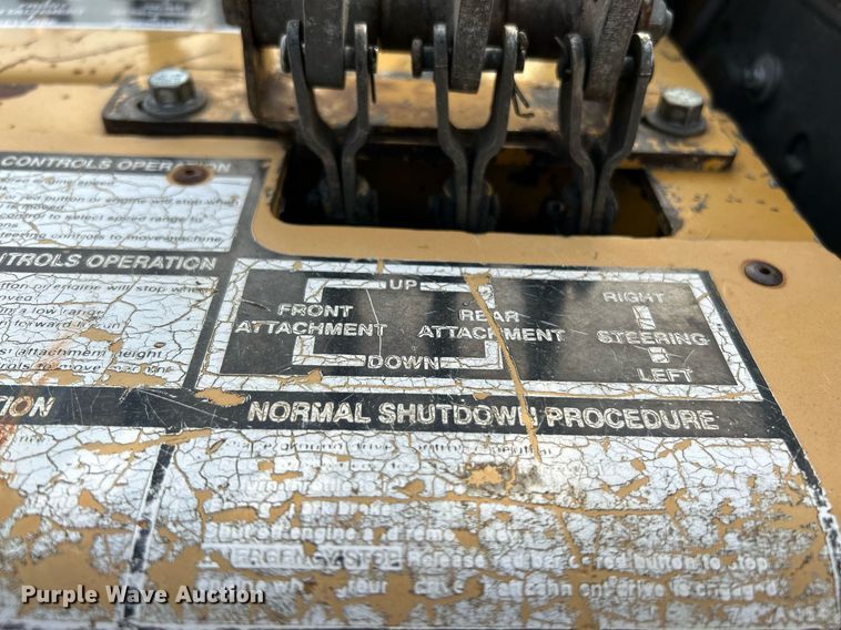 image for item NQ9891 2002 Vermeer LM42  cable plow