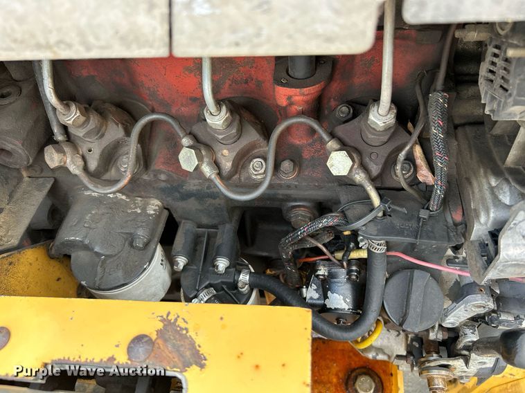 image for item NQ9891 2002 Vermeer LM42  cable plow