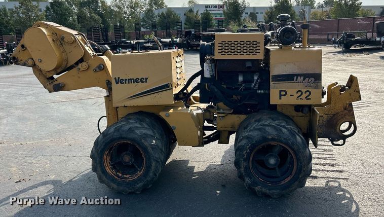 image for item NQ9892 2006 Vermeer LM42  cable plow
