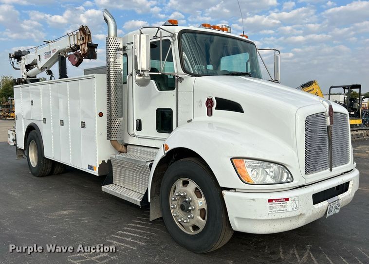 image for item NQ9894 2013 Kenworth T300  utility / service truck