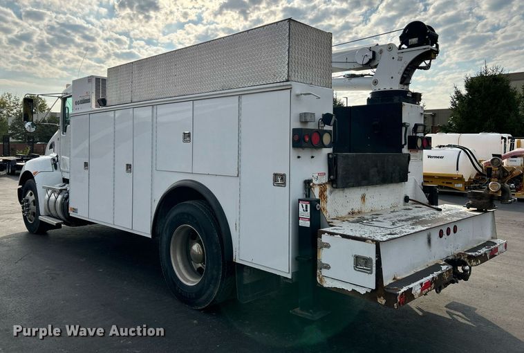 image for item NQ9894 2013 Kenworth T300  utility / service truck