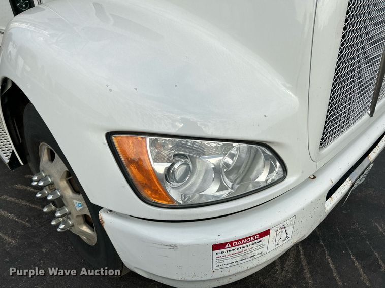 image for item NQ9894 2013 Kenworth T300  utility / service truck