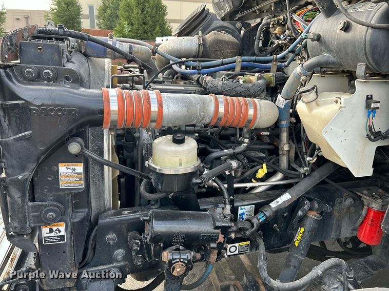 image for item NQ9894 2013 Kenworth T300  utility / service truck