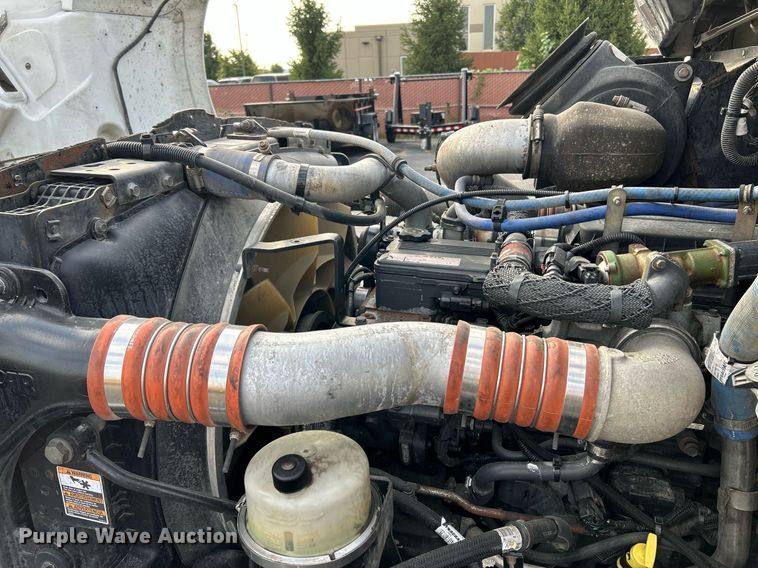 image for item NQ9894 2013 Kenworth T300  utility / service truck