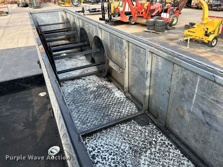 image for item NQ9894 2013 Kenworth T300  utility / service truck