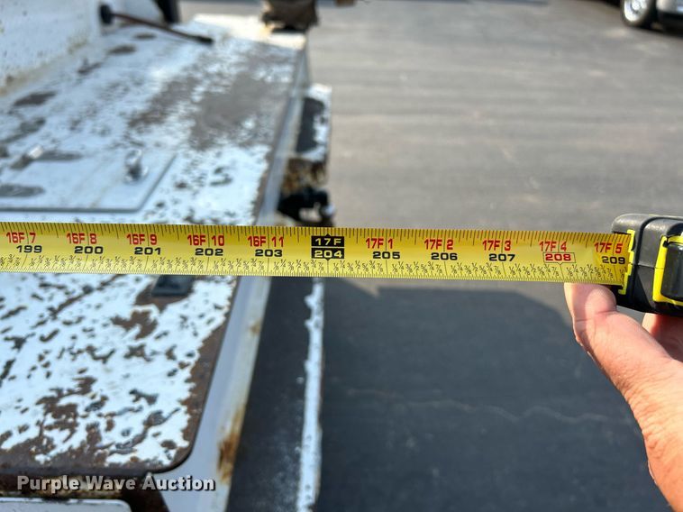 image for item NQ9894 2013 Kenworth T300  utility / service truck