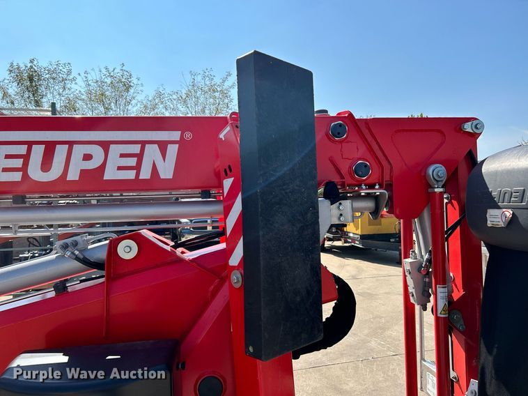 image for item NQ9898 2020 Teupen TC60AJ  boom lift