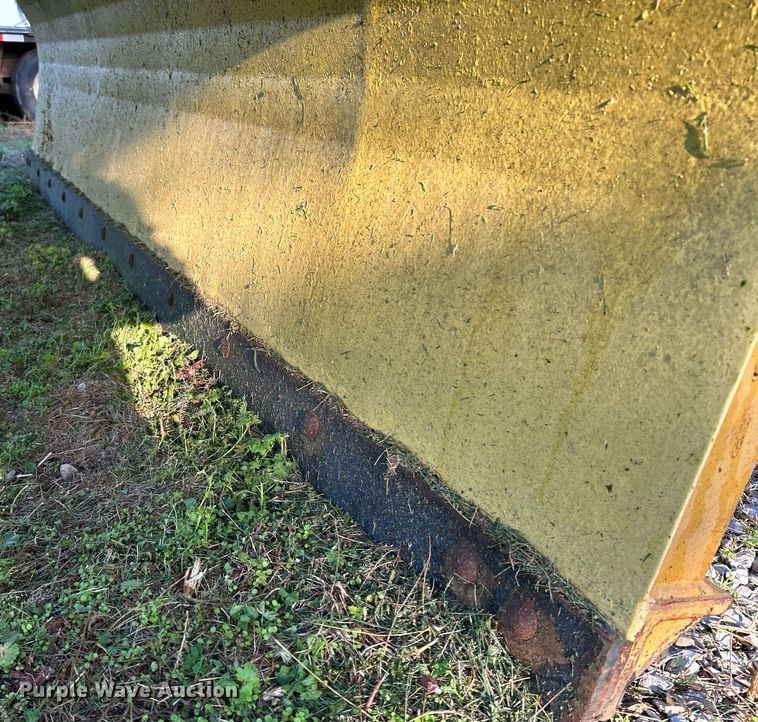 image for item NQ9917 Flink  11' W snow plow