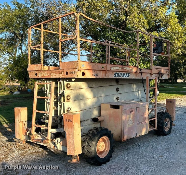 image for item NQ9918 2002 JLG 500RTS  scissor lift