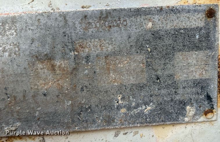 image for item NQ9918 2002 JLG 500RTS  scissor lift