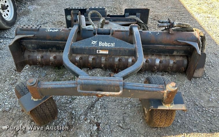 image for item NQ9926 2012 Bobcat 72SCH  skid steer soil conditioner