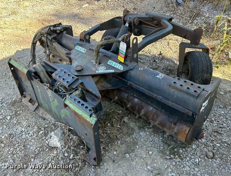 image for item NQ9926 2012 Bobcat 72SCH  skid steer soil conditioner