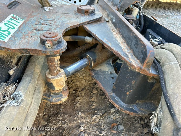 image for item NQ9926 2012 Bobcat 72SCH  skid steer soil conditioner