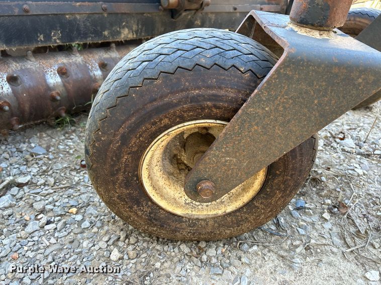 image for item NQ9926 2012 Bobcat 72SCH  skid steer soil conditioner