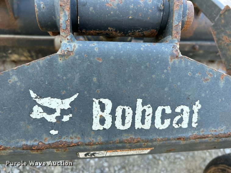 image for item NQ9926 2012 Bobcat 72SCH  skid steer soil conditioner