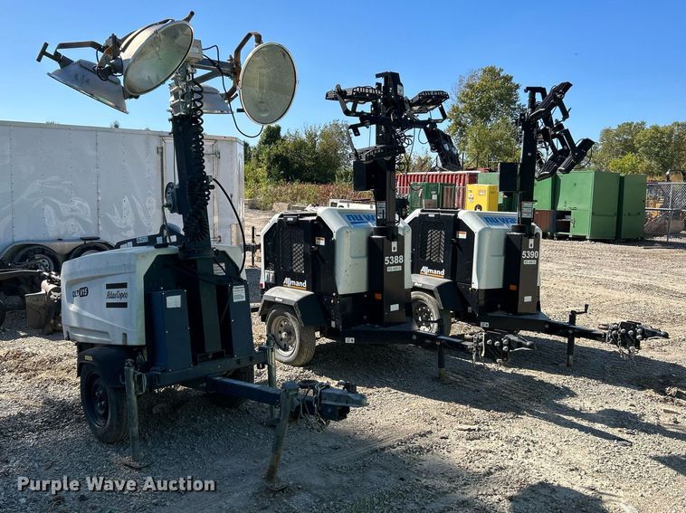 image for item NQ9928 (3) light plants