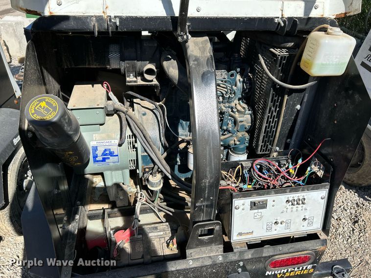 image for item NQ9928 (3) light plants