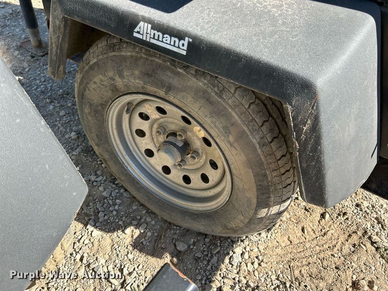 image for item NQ9928 (3) light plants