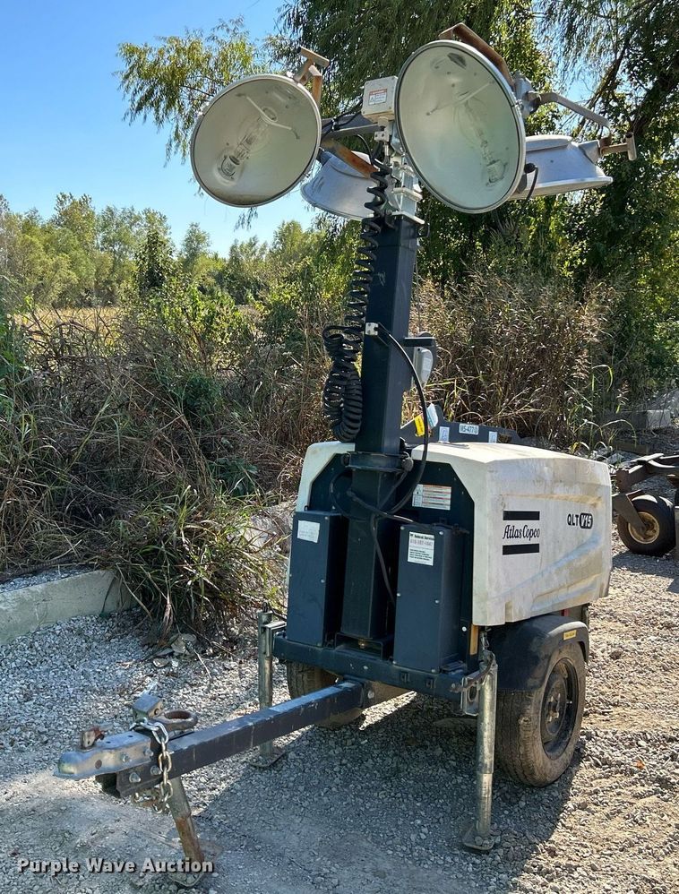 image for item NQ9928 (3) light plants