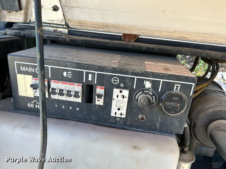 image for item NQ9928 (3) light plants