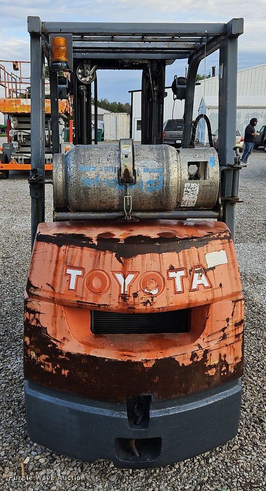 image for item NQ9932 Toyota 7FGCU25  forklift