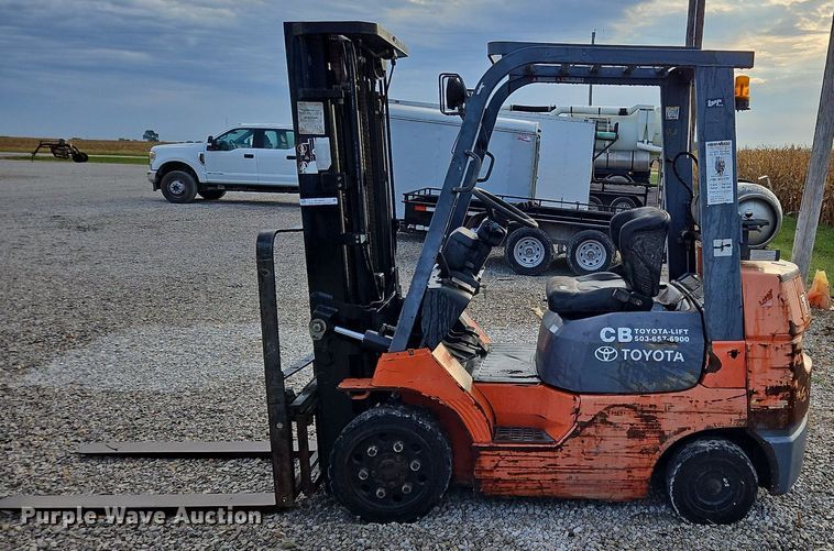 image for item NQ9932 Toyota 7FGCU25  forklift