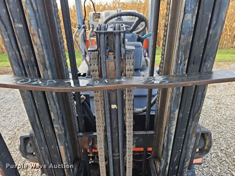 image for item NQ9932 Toyota 7FGCU25  forklift