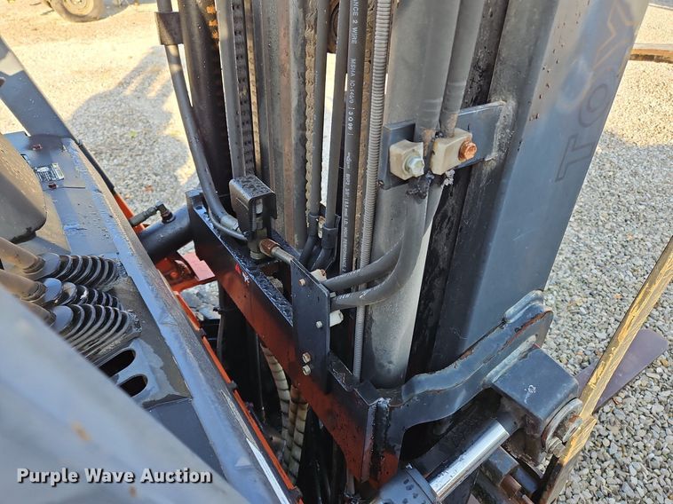 image for item NQ9932 Toyota 7FGCU25  forklift