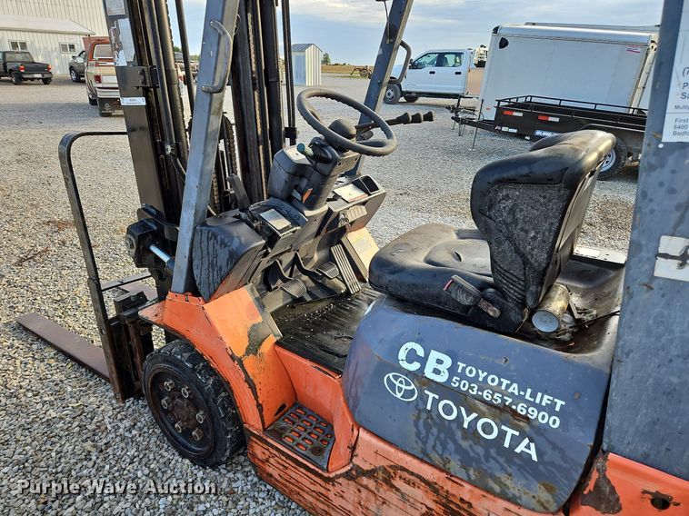 image for item NQ9932 Toyota 7FGCU25  forklift