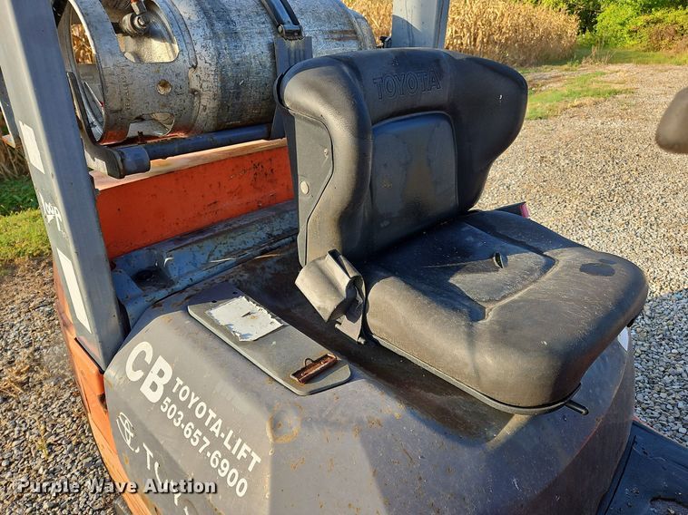 image for item NQ9932 Toyota 7FGCU25  forklift