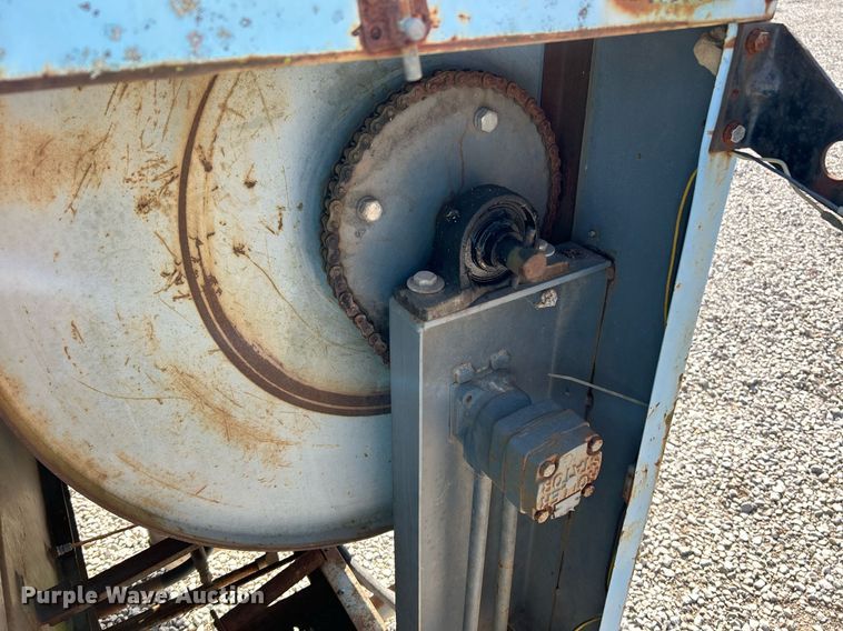 image for item NQ9935 1993 Sreco Flexible HV2060TR/L  sewer jetter trailer